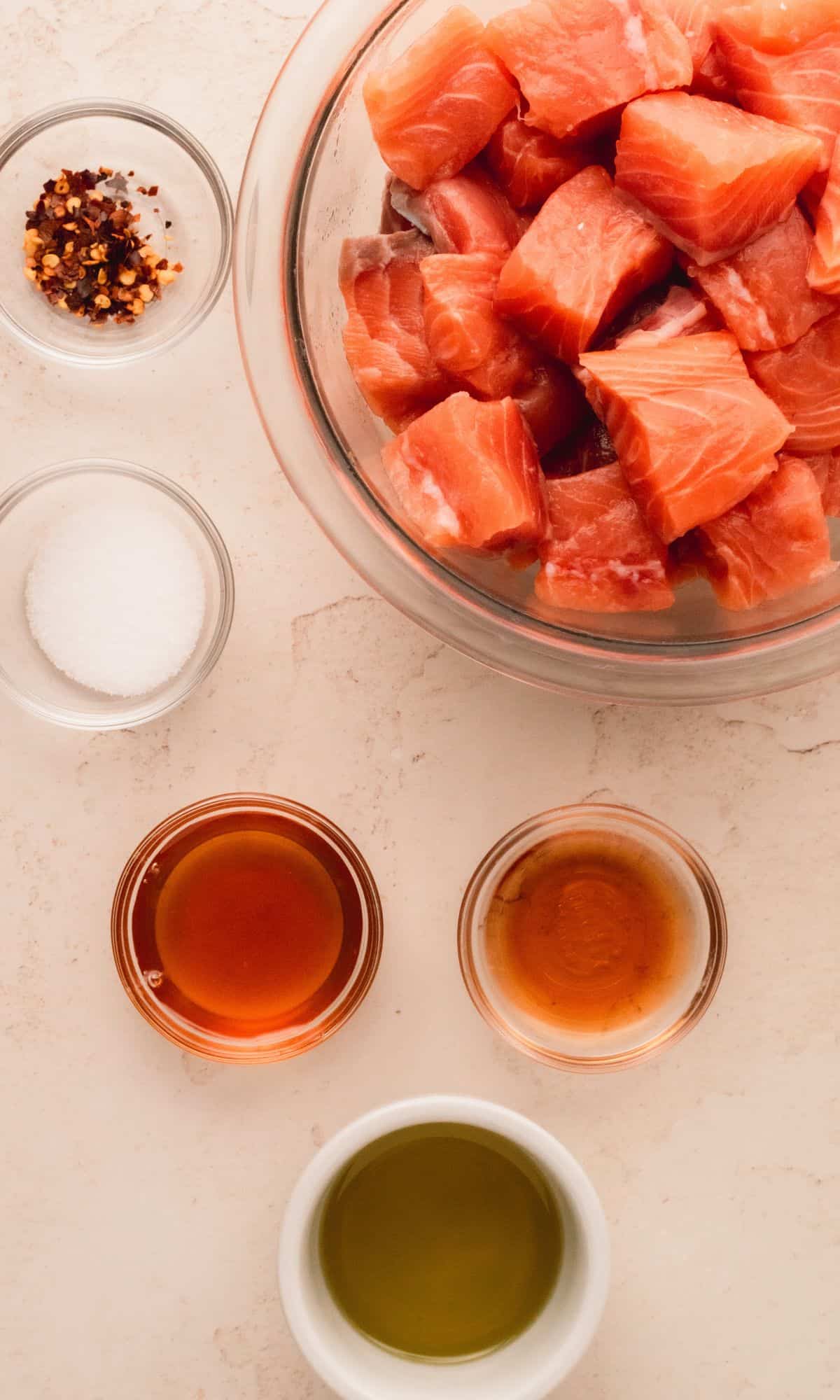 Honey glazed salmon ingredients.
