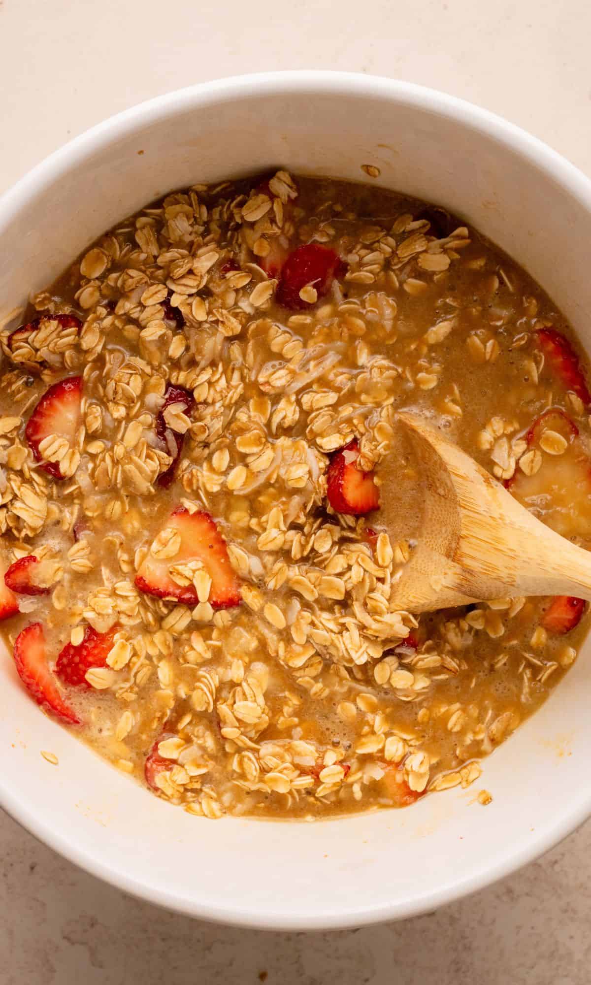 Baked oatmeal preparation.