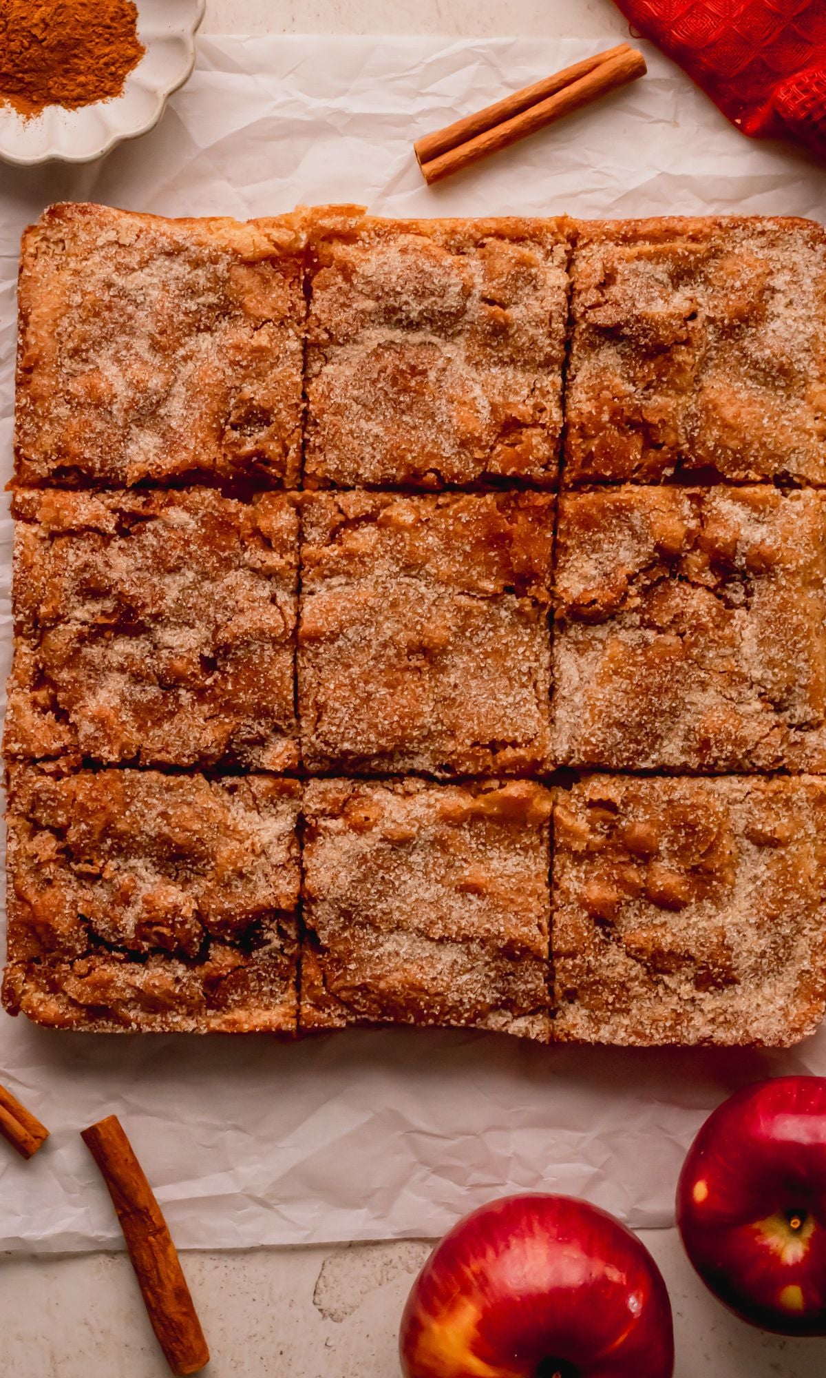 Cut apple cinnamon blondies bars.